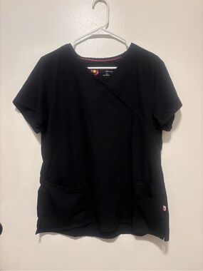 WonderWink Women's Black Short Sleeve Mock Wrap Scrub Top